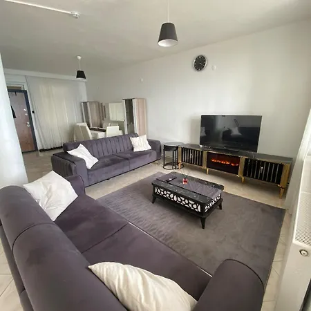 3 Katli Triplex 13 Kisi Kapasiteli Villa